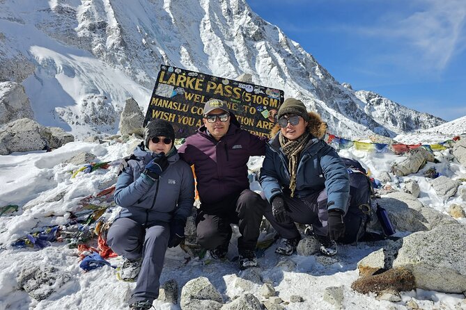 Manaslu Circuit Trek - 14 days of Himalayan Adventure - Days 6 and 7: Shyala, Sama Gaon, and the Manaslu massif