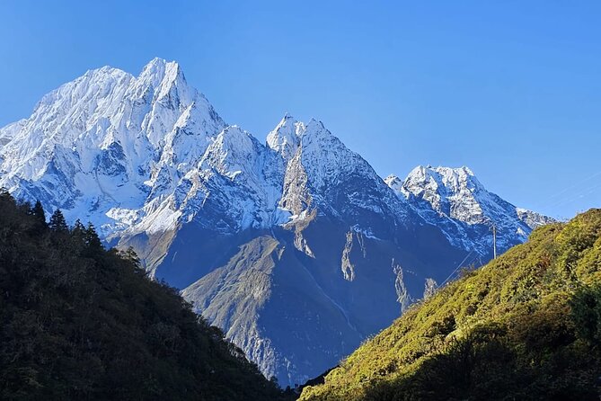 Manaslu Trekking - Days 3 and 4: river gorges and rough early miles