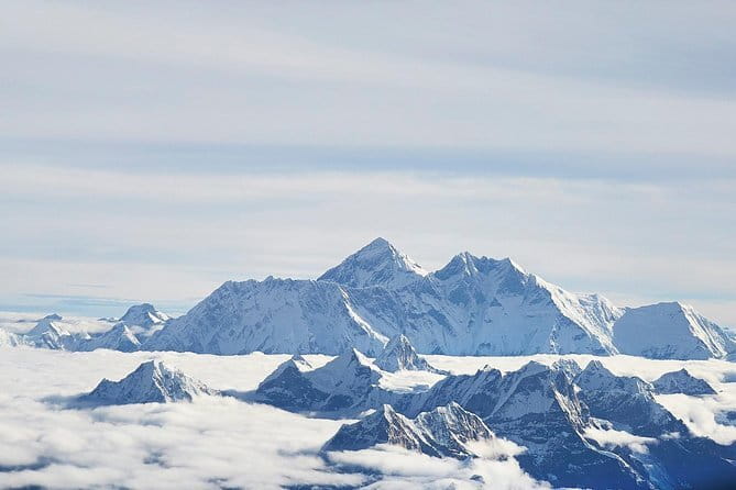 Mount Everest Scenic Flight 50 Minutes - The airport and boarding period