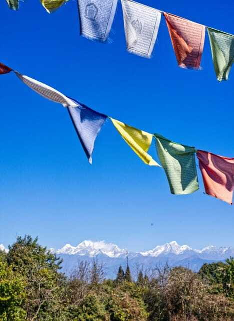 Nagarkot Sunrise and Hike to Changu Narayan Temple - Guides, languages, and communication