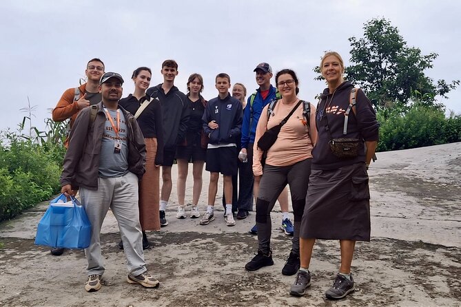Nagarkot Sunrise View & Morning Hike with Lunch- Private/Group - The walk from Nagarkot toward Changunarayan