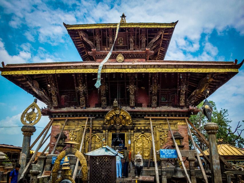Nagarkot Sunrise With Trip To Changu Narayan and Bhaktapur - Should you book the Nagarkot, Changunarayan, and Bhaktapur tour?