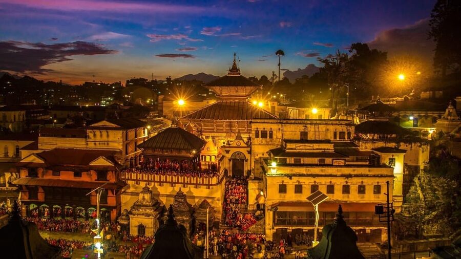 Pashupatinath: Evening tour of temple and Aarati ceremony - Practical limits and the right mindset