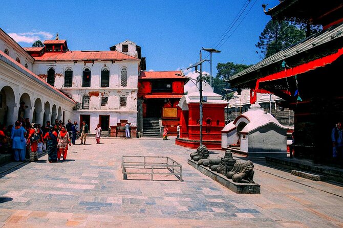 Pashupatinath Temple, Hindu Crematorium and Aarati in-depth Tour - Why Pashupatinath needs more than a quick visit