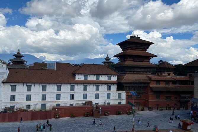 Patan and Bhaktapur Boutique Tour - Patan Durbar Square puts the pieces together
