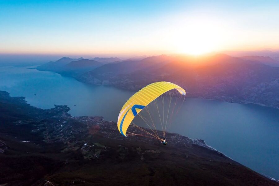 Pokhara: 30-Minute Tandem Paraglide - Photos and video, with one practical phone tip