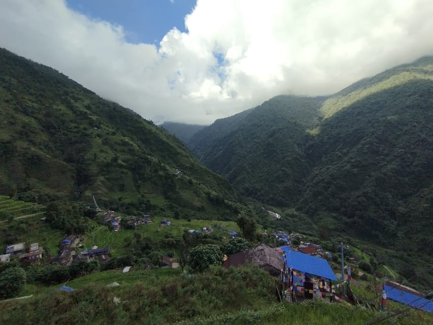 Pokhara: 4-Day Mesmerizing Mardi Himal Guided Trek - Day 3: The 4,300-meter sunrise viewpoint