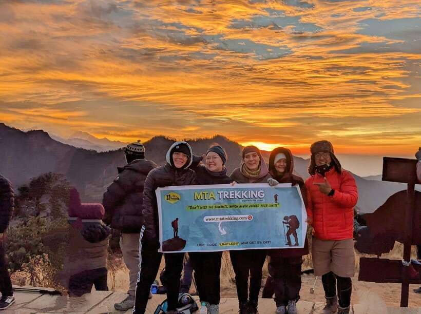 Pokhara: 4-Day Poon Hill and Ghandruk Guided Trek - Best seasons for flowers and clear mountain views