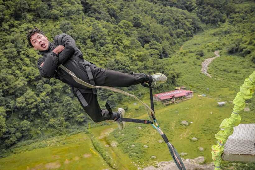 Pokhara: Bungee Jumping Experience Near Annapurna - Safety, equipment, and the crew