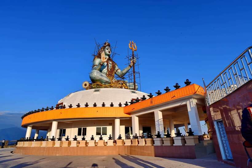 Pokhara: City Sightseeing Group Bus Tour - World Peace Pagoda brings the broadest view