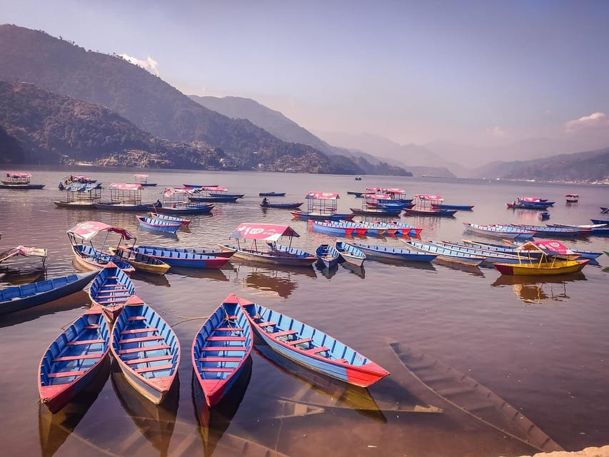 Pokhara: Guided Evening Walking Tour in Lakeside - What the hour-long walk actually gives you
