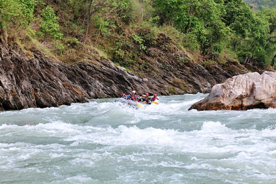 Pokhara: Half Day Upper Seti Rafting & Paragliding adventure - Preparing for Class III and IV rapids