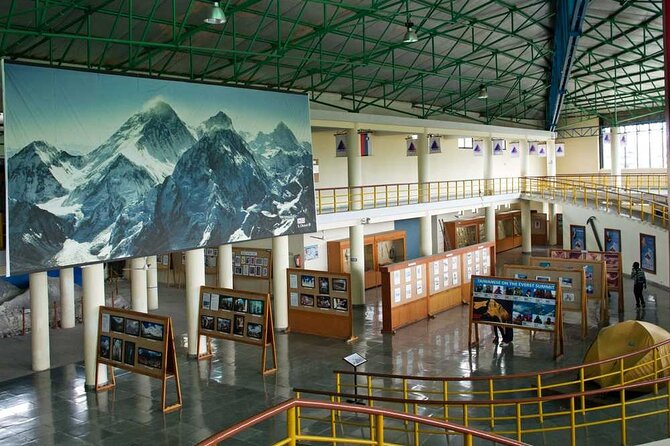 Pokhara in 5 Hours: Lake, Museum, Cave, Falls & Pagoda Hill - Phewa Lake and Tal Barahi Temple