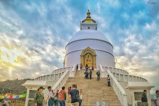 Pokhara in 5 Hours: Lake, Museum, Cave, Falls & Pagoda Hill - What the private vehicle changes
