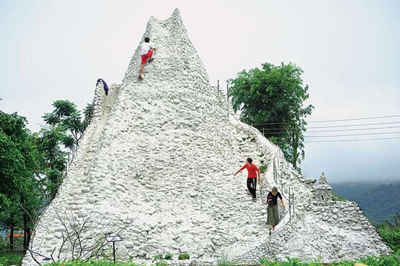 Pokhara: Private Half-Day Tour and Tibetan Culture Tour - International Mountain Museum: the strongest opening stop