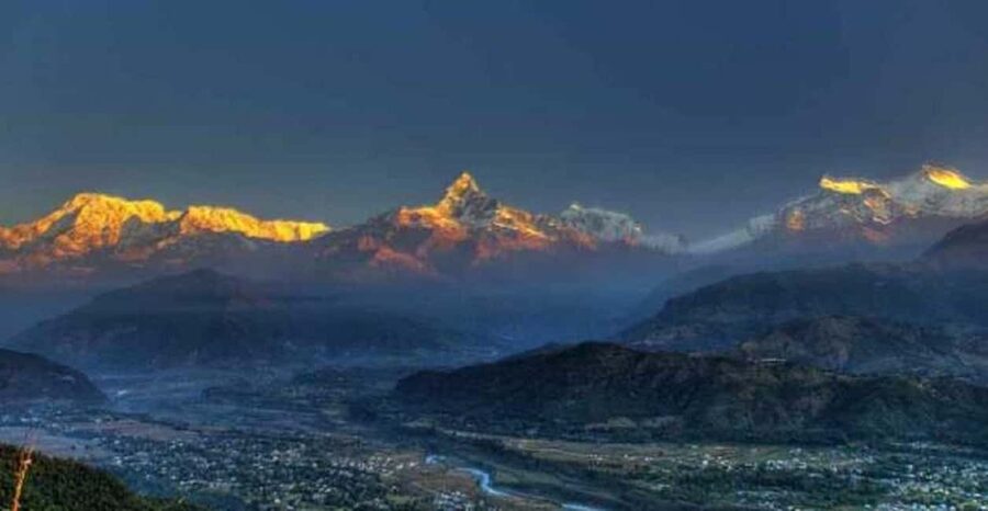 Pokhara: Sarangkot Sunrise & Panoramic Annapurna View Tour - The real character of the viewpoint