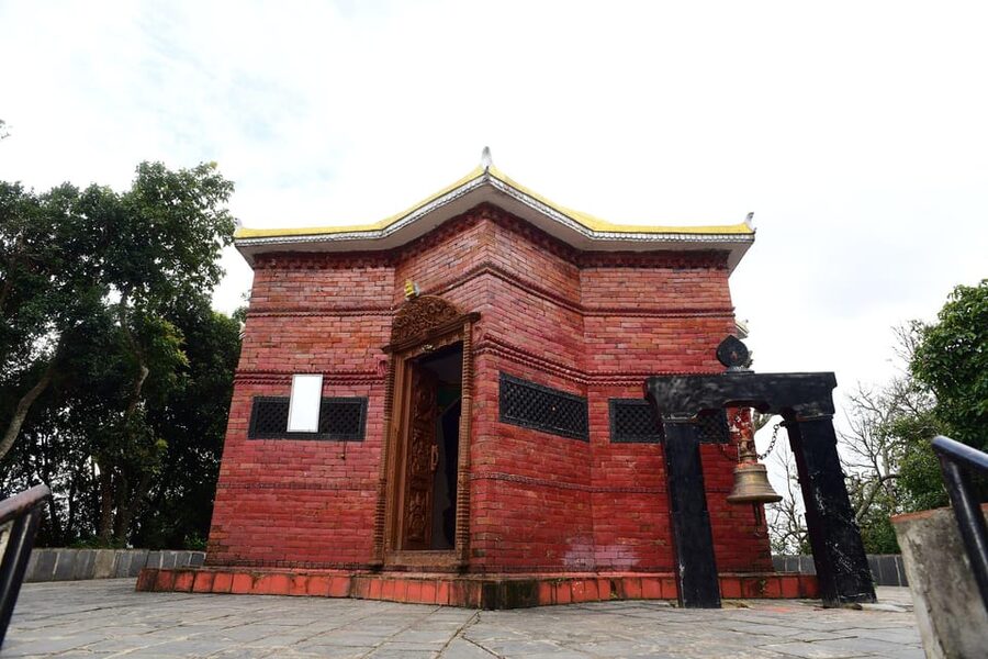 Pokhara Sightseeing By Bus: Day Trip - Bindyabashini Temple and a look at local worship