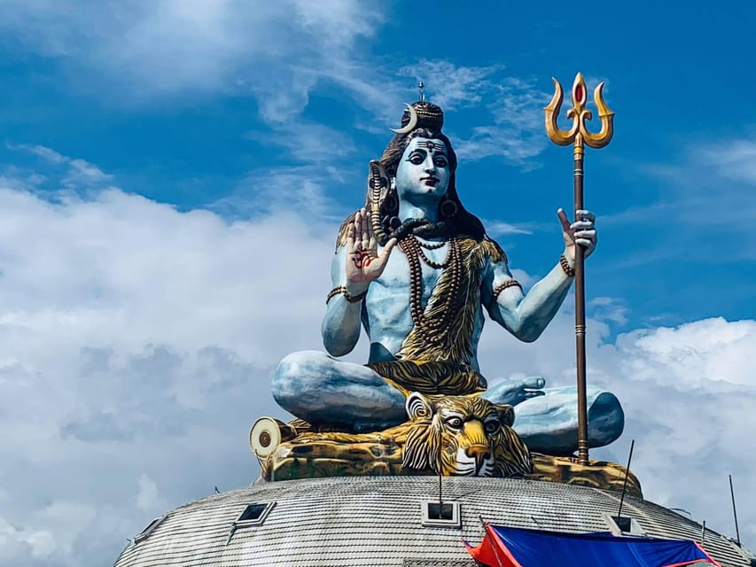 Pokhara Sightseeing By Bus: Day Trip - Starting from Lakeside around 9:40 AM