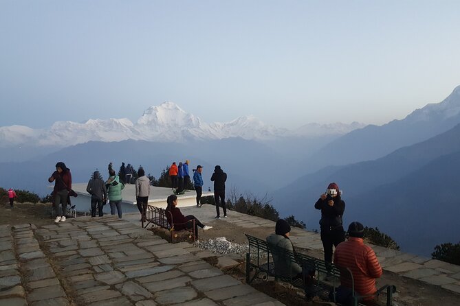 Poon hill Trek 3 days - What the Guide and Porter Change