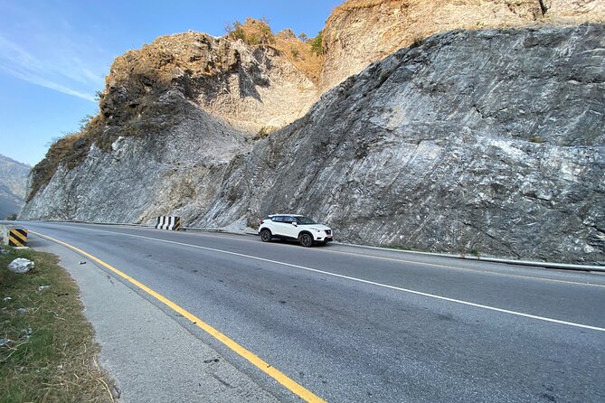 Private Vehicle Intercity Drive in Nepal (Kathmandu - Pokhara - Chitwan) - Flexible stops, with costs still on you
