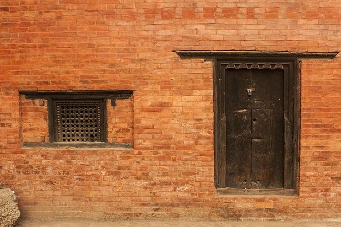 Smells of Kathmandu Walking Day Tour - Timing, meeting point, and hotel pickup