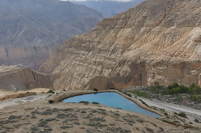 Upper Mustang Trek 14 Days - Days 4 and 5: Chele and Syanboche across dry country