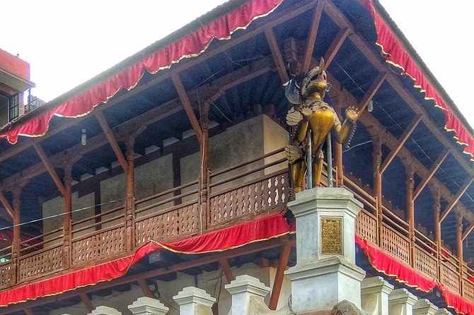 Walking tour of real Kathmandu through back streets. - Indra Chowk and the old street network